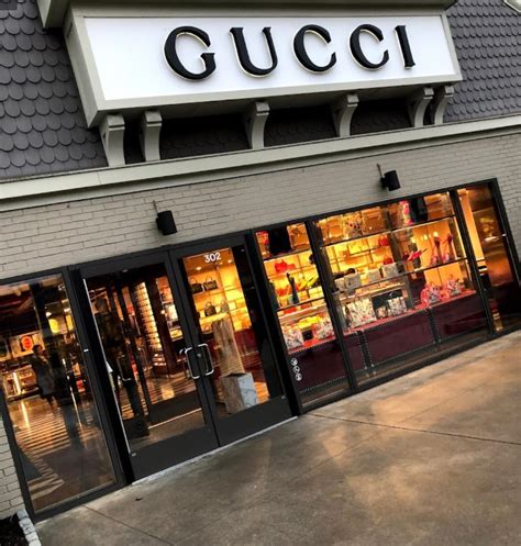 gucci factory outlet locations